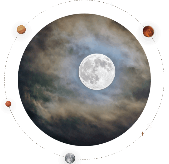 pleine lune et nuages gris pendant la nuit